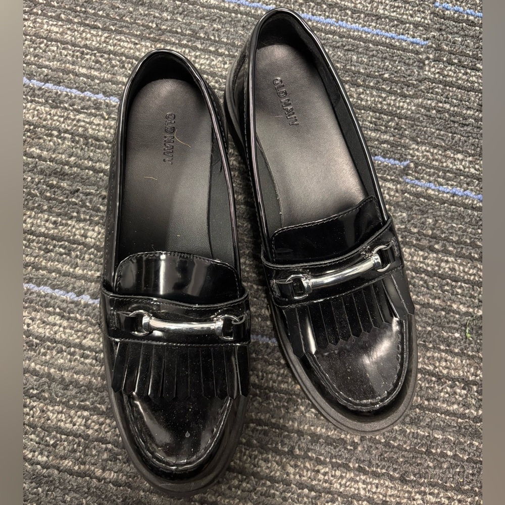 Old Navy Chunky Black Loafers size 10